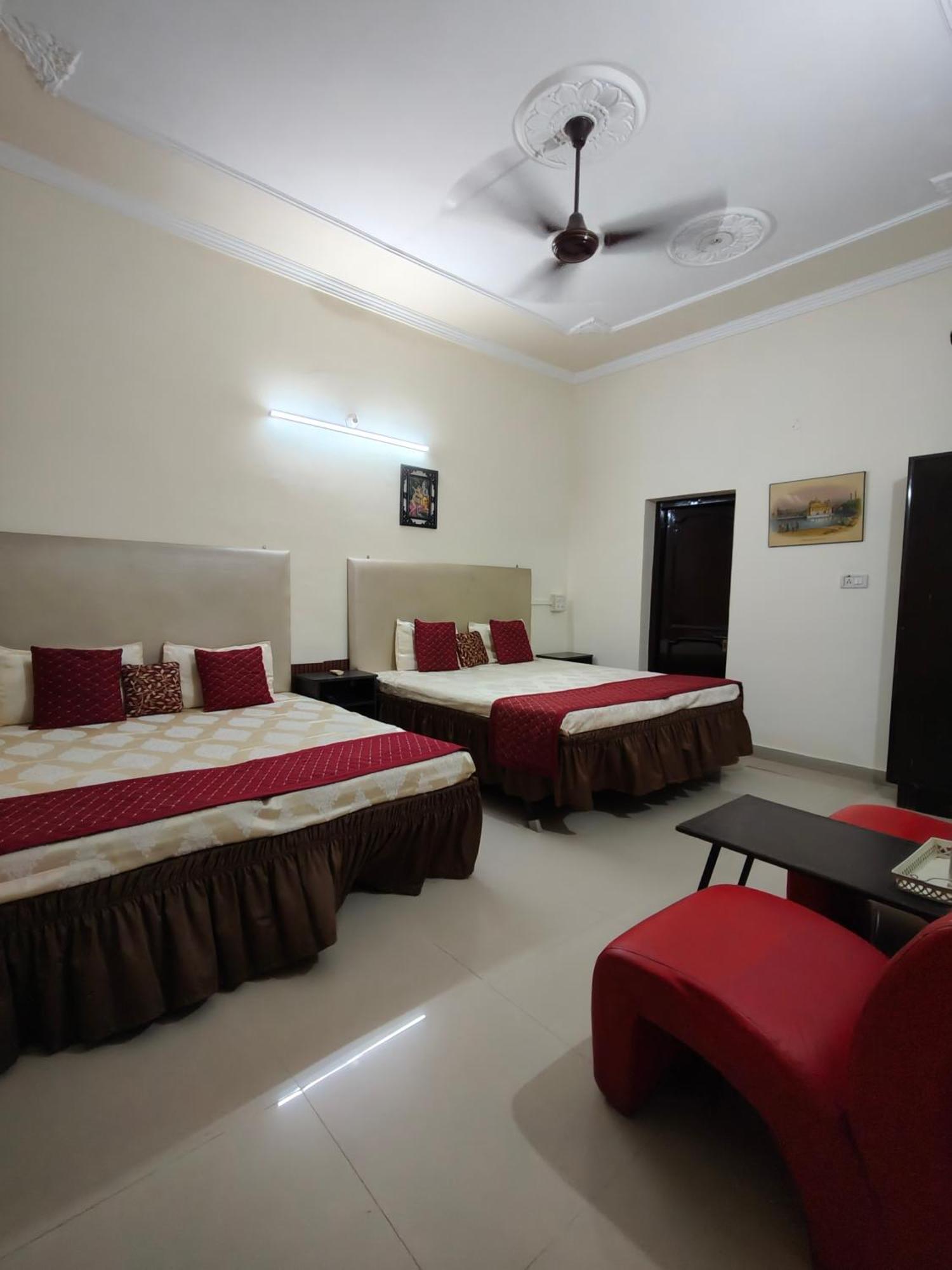 New Chandigarh Holiday Home エクステリア 写真